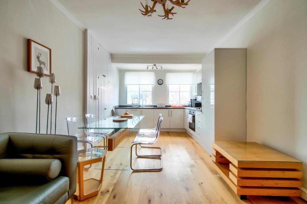Ferienwohnung Pass The Keys Modern 3 Bed Flat On The Historic Royal Mile EDI Exterior foto